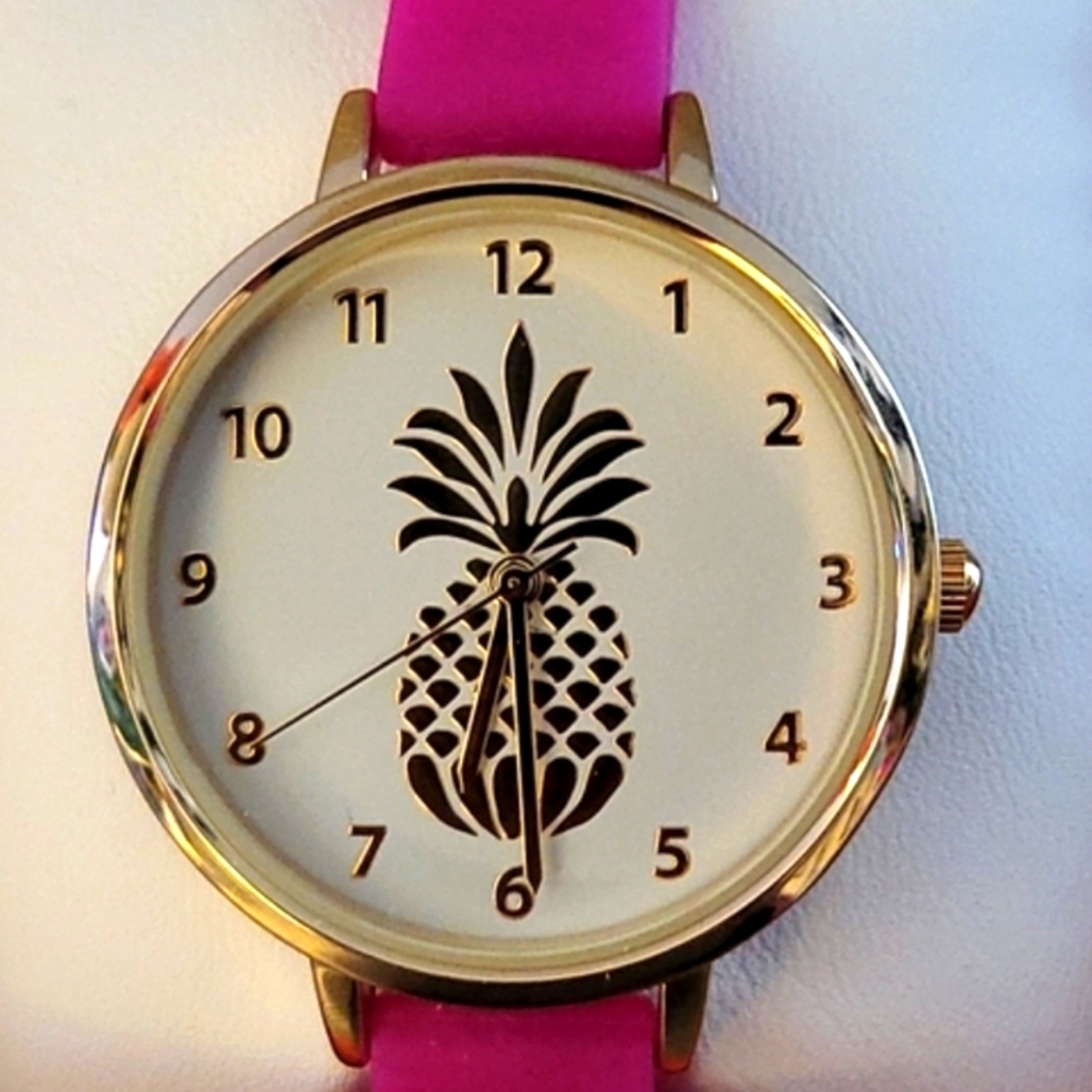 Beautiful Pineapple Watch - Bright Pink Rubber Band - NWT